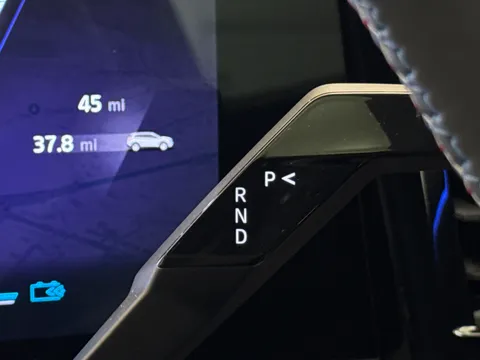 DU25VVJ Renault Austral E-Tech FHEV Iconic Esprit Alpine 5dr Auto Thumbnail #21