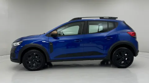 Y29KAW Dacia Sandero Stepway 1.0 TCe Extreme 5dr Thumbnail #4