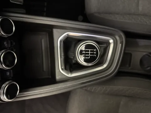 DL21CKG Renault Clio 1.0 TCe 90 Iconic 5dr Thumbnail #15