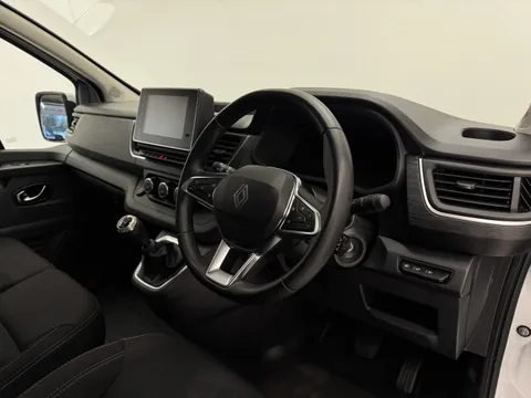 HV74PWL Renault Trafic LL30 Blue dCi 130 Extra [Safety] Van Thumbnail #12