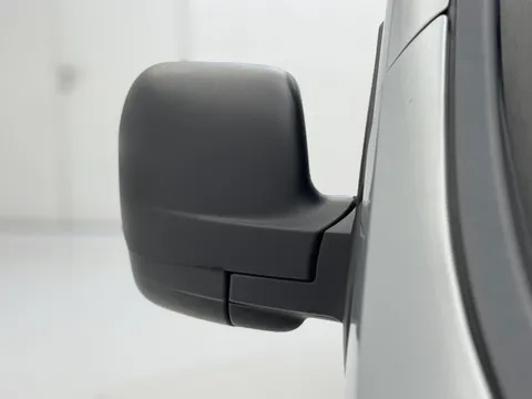 YB23LFJ Renault Trafic SL30 Blue dCi 150 Extra Sport Van Thumbnail #26