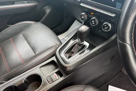 12 of 40 for Renault ARKANA 1.6 E-TECH Hybrid 145 R.S. Line 5dr Auto