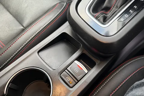 19 of 40 for Renault ARKANA 1.6 E-TECH Hybrid 145 R.S. Line 5dr Auto