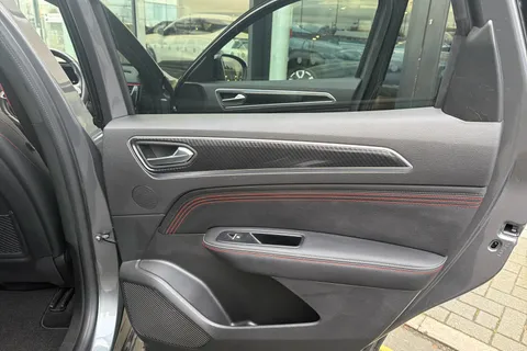 23 of 40 for Renault ARKANA 1.6 E-TECH Hybrid 145 R.S. Line 5dr Auto