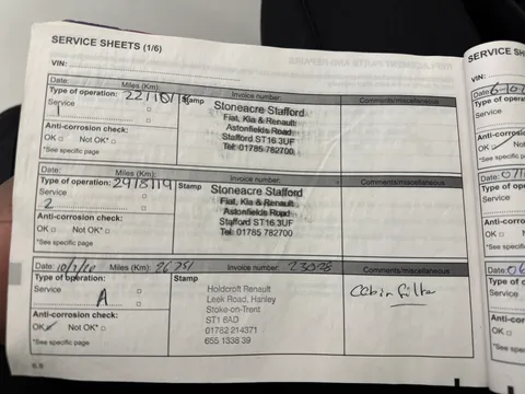 HV18HZF Renault Kadjar 1.6 dCi Signature Nav 5dr Thumbnail #17