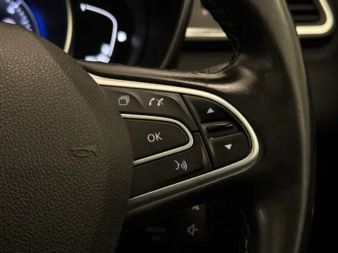 HV18HZF Renault Kadjar 1.6 dCi Signature Nav 5dr Thumbnail #24