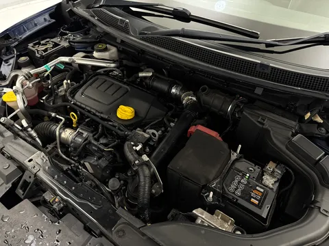 HV18HZF Renault Kadjar 1.6 dCi Signature Nav 5dr Thumbnail #30