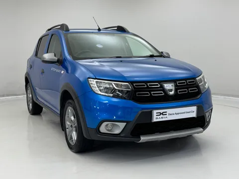DY67BYX Dacia Sandero Stepway 0.9 TCe Laureate 5dr Thumbnail #1
