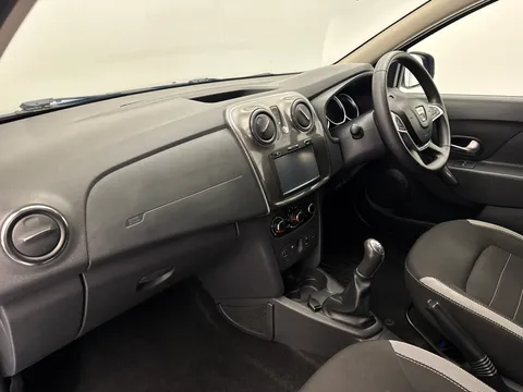 DY67BYX Dacia Sandero Stepway 0.9 TCe Laureate 5dr Thumbnail #12