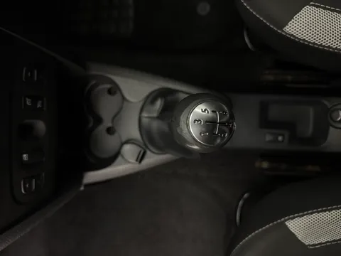 DY67BYX Dacia Sandero Stepway 0.9 TCe Laureate 5dr Thumbnail #15