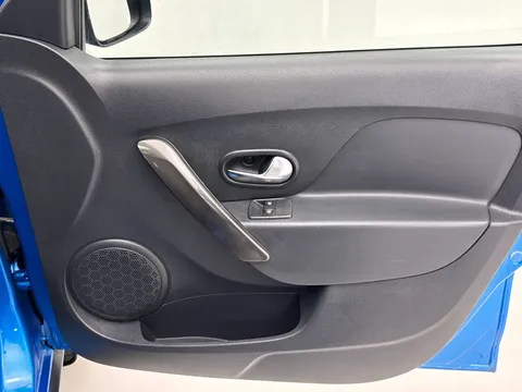 DY67BYX Dacia Sandero Stepway 0.9 TCe Laureate 5dr Thumbnail #19