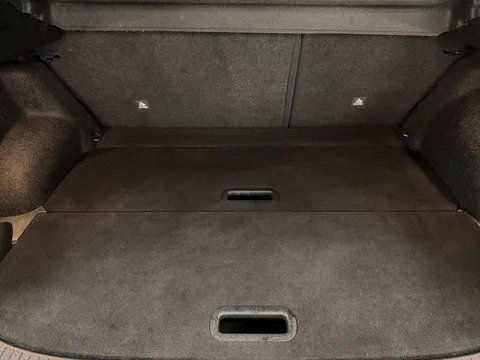 YF72VWM Nissan Qashqai 1.3 DiG-T MH N-Connecta 5dr Thumbnail #19