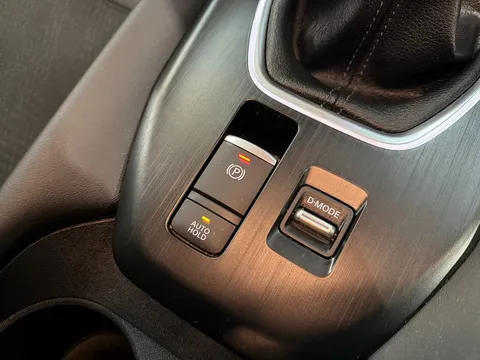 YF72VWM Nissan Qashqai 1.3 DiG-T MH N-Connecta 5dr Thumbnail #22