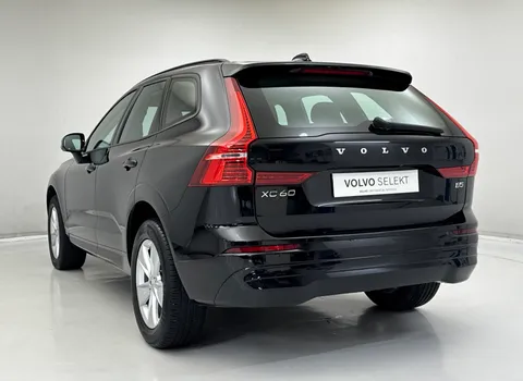 NK71LKO Volvo XC60 2.0 B5P Momentum 5dr Geartronic Thumbnail #9