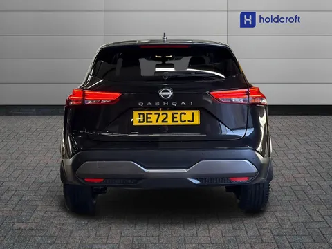 DE72ECJ Nissan Qashqai 1.3 DiG-T MH N-Connecta 5dr Thumbnail #5