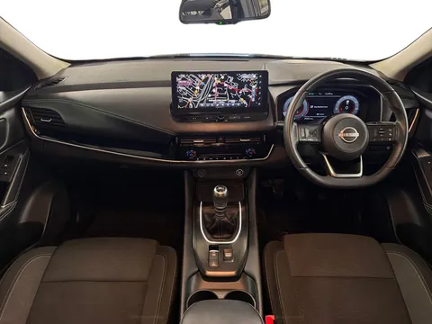 DE72ECJ Nissan Qashqai 1.3 DiG-T MH N-Connecta 5dr Thumbnail #12