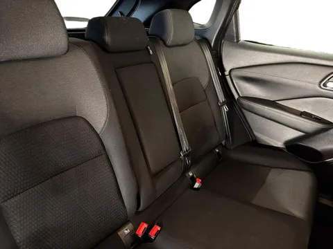 DE72ECJ Nissan Qashqai 1.3 DiG-T MH N-Connecta 5dr Thumbnail #16