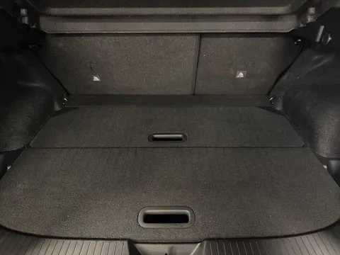 DE72ECJ Nissan Qashqai 1.3 DiG-T MH N-Connecta 5dr Thumbnail #19