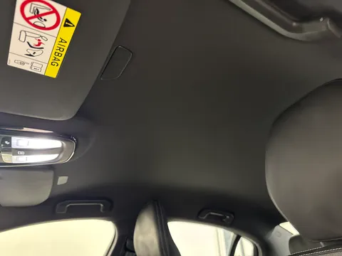 YL72ZKU Volvo S60 2.0 B5P Plus Dark 4dr Auto Thumbnail #16