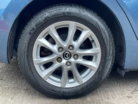 MH17HFY Mazda Mazda3 2.0 SE-L Nav 5dr Thumbnail #4