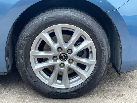 MH17HFY Mazda Mazda3 2.0 SE-L Nav 5dr Thumbnail #5