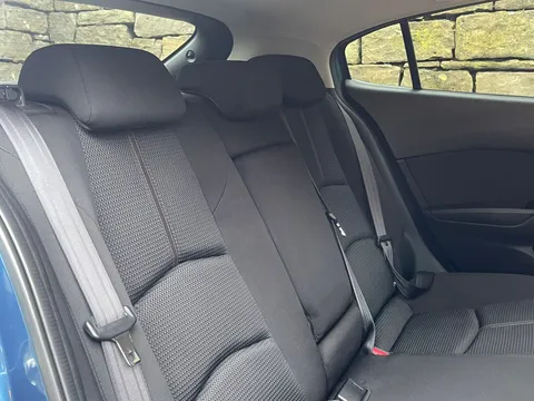 MH17HFY Mazda Mazda3 2.0 SE-L Nav 5dr Thumbnail #7