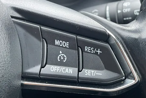 MH17HFY Mazda Mazda3 2.0 SE-L Nav 5dr Thumbnail #18