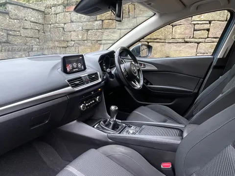 MH17HFY Mazda Mazda3 2.0 SE-L Nav 5dr Thumbnail #2