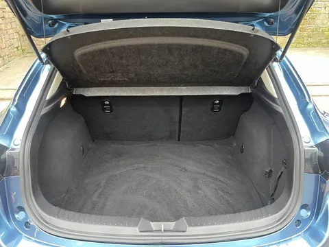 MH17HFY Mazda Mazda3 2.0 SE-L Nav 5dr Thumbnail #22