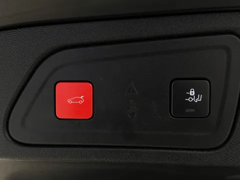 MF70AOM Citroën C5 Aircross 1.2 PureTech 130 Flair Plus 5dr EAT8 Thumbnail #22