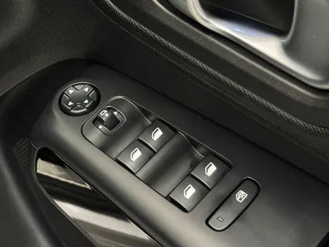 MF70AOM Citroën C5 Aircross 1.2 PureTech 130 Flair Plus 5dr EAT8 Thumbnail #19