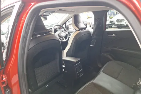 BL72OPV Renault Captur 1.0 TCE 90 Techno 5dr Thumbnail #25