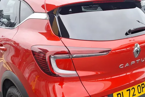 BL72OPV Renault Captur 1.0 TCE 90 Techno 5dr Thumbnail #34