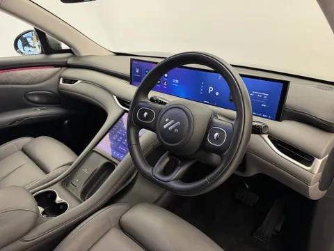 DY75YHG Mg Motor Uk Im6 553kW Launch Edition 100kWh 5dr AWD Auto Thumbnail #9