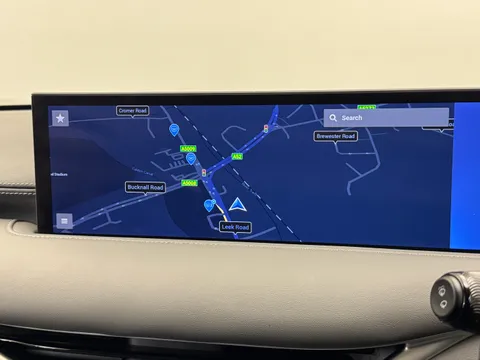 DY75YHG Mg Motor Uk Im6 553kW Launch Edition 100kWh 5dr AWD Auto Thumbnail #24