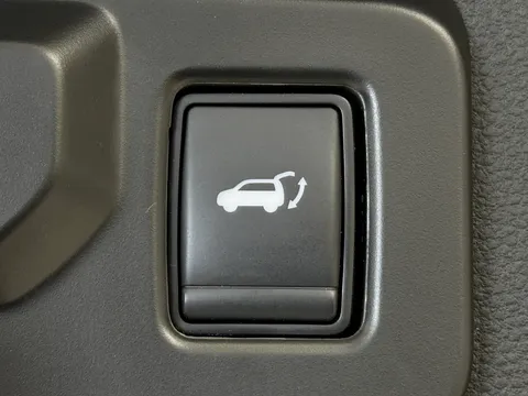 DU25VVF Renault Scenic E-Tech 125kW Techno 60kWh Comfort Range 5dr Auto Thumbnail #10