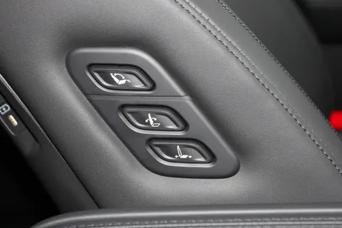 DG25CGZ Hyundai Santa Fe 1.6 TGDi PHEV Calligraphy 5dr 4WD Auto [6 Seats] Thumbnail #37