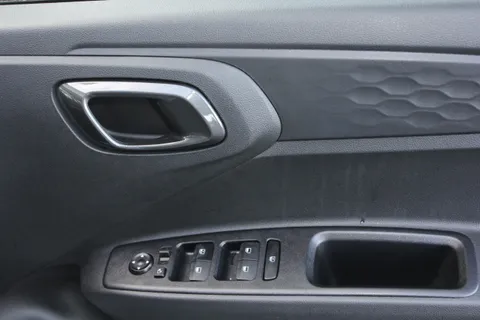 ET24TUW Hyundai i10 1.0 [63] Premium 5dr Auto [Nav] Thumbnail #15