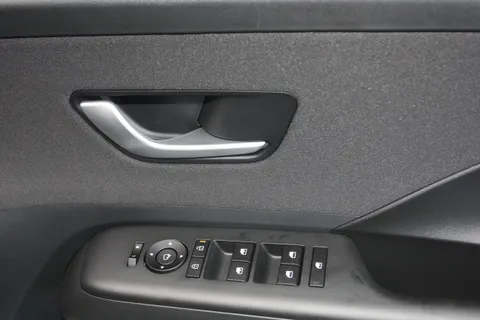 DE75MPX Hyundai Kona 1.6 Hybrid 138 Advance 5dr DCT Thumbnail #17