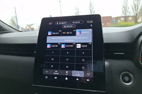 BD74RVR Renault Clio 1.6 E-TECH full hybrid 145 Esprit Alpine 5dr Auto Thumbnail #38