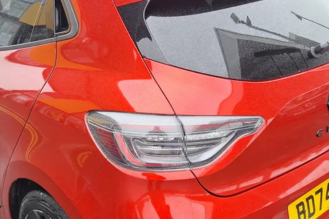 BD74RVR Renault Clio 1.6 E-TECH full hybrid 145 Esprit Alpine 5dr Auto Thumbnail #17