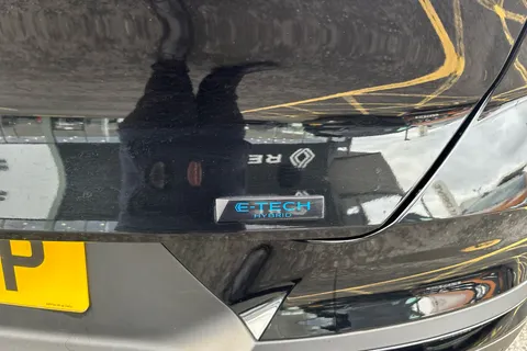 HT74GXP Renault Symbioz 1.6 E-Tech FHEV 145 Iconic Esprit Alpine 5dr Auto Thumbnail #22