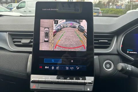 HT74GXP Renault Symbioz 1.6 E-Tech FHEV 145 Iconic Esprit Alpine 5dr Auto Thumbnail #33