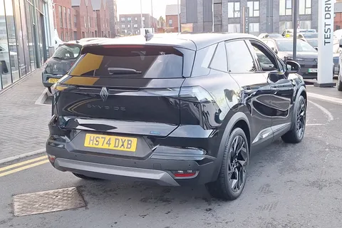 HS74DXB Renault Symbioz 1.6 E-Tech FHEV 145 Techno Esprit Alpine 5dr Auto Thumbnail #21