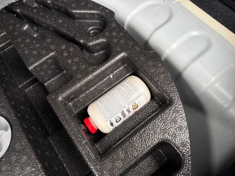 DL68SKK Nissan Qashqai 1.5 dCi 115 N-Connecta 5dr [Glass Roof Pack] Thumbnail #20