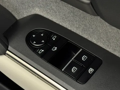 PK71BYC Mazda MX-30 107kW SE-L Lux 35.5kWh 5dr Auto Thumbnail #23