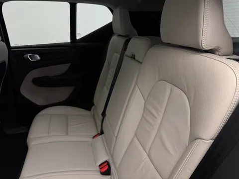 DX23LYH Volvo XC40 2.0 B3P Plus Dark 5dr Auto Thumbnail #13