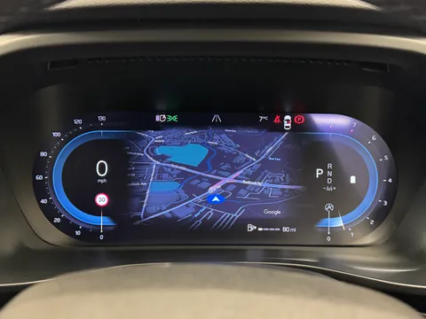 DX23LYH Volvo XC40 2.0 B3P Plus Dark 5dr Auto Thumbnail #36