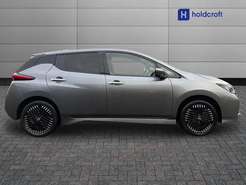 WF72JHZ Nissan LEAF 160kW e+ N-Connecta 59kWh 5dr Auto Thumbnail #2