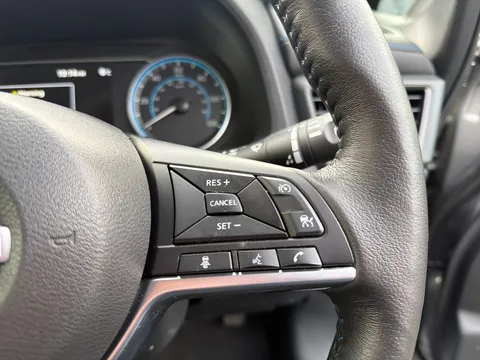 WF72JHZ Nissan LEAF 160kW e+ N-Connecta 59kWh 5dr Auto Thumbnail #22